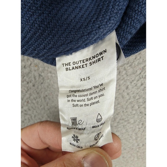 Outerknown Blanket Shirt Womens XS/S Blue Textured Long Sleeve Button Front New - Picture 5 of 9